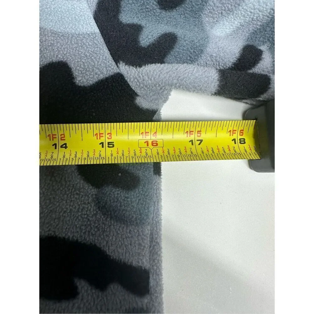 The Children’s Place Boys Camo Glacier Fleece Half Zip Pullover Gray Size M 7/8